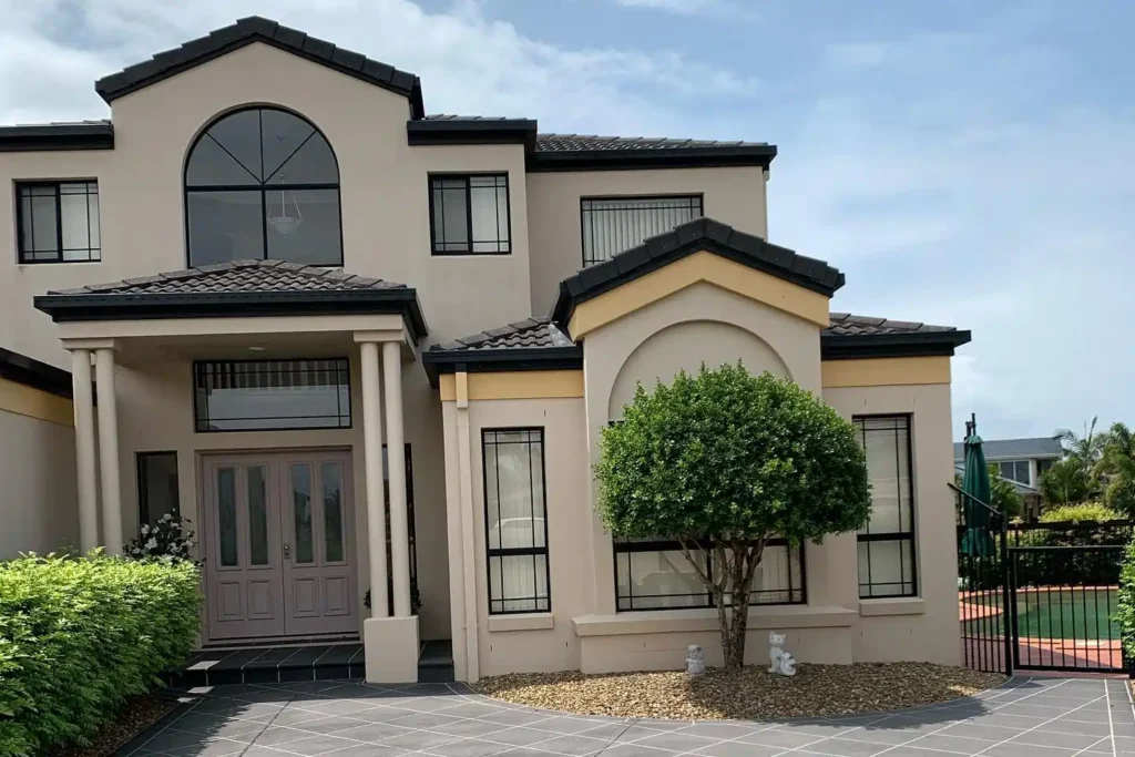 A modern house extension in Melbourne featuring premium workmanship and seamless architectural design by Destin Constructions.