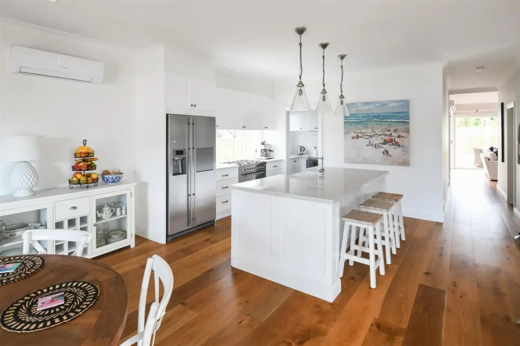 Kitchen build completed by the Destin Constructions team in Melbourne
