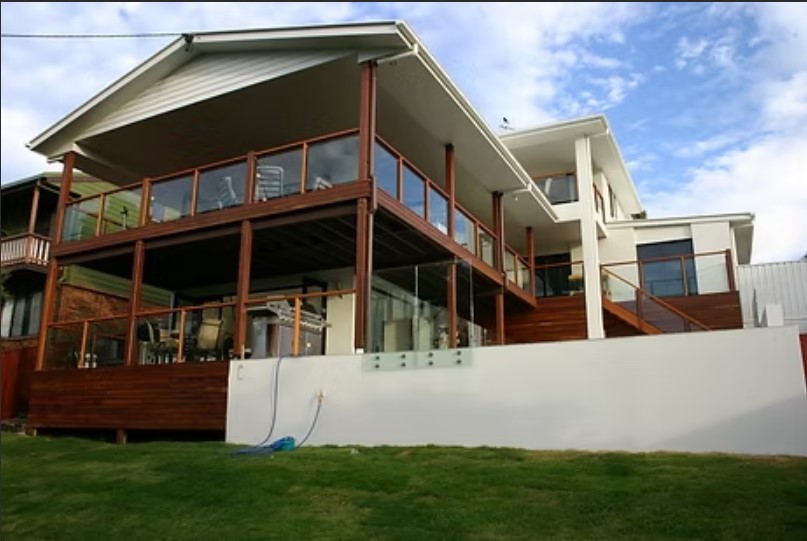 After full home renovation in Melbourne – fully renovated home completed by Destin Constructions